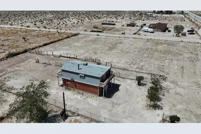 11690 Camp Rock  Rd, Lucerne Valley, CA 92356 - Photo 3