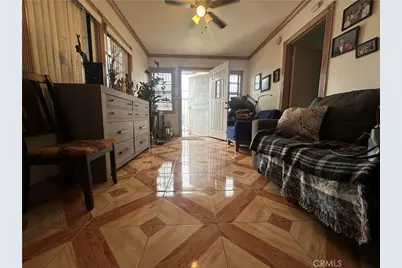 315 W 63rd Place, Los Angeles, CA 90003 - Photo 5