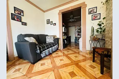 315 W 63rd Place, Los Angeles, CA 90003 - Photo 3