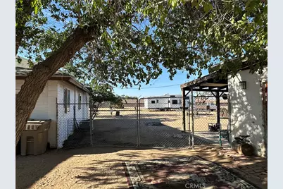 8625 C Avenue, Hesperia, CA 92345 - Photo 21