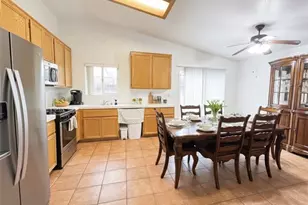 12733 Appian Ave, Victorville, CA 92395 - Photo 7