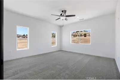 10125 Bella Vista Street, Apple Valley, CA 92308 - Photo 19