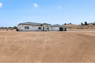10125 Bella Vista Street, Apple Valley, CA 92308 - Photo 43