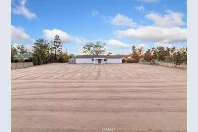 9383 11th Avenue, Hesperia, CA 92345 - Photo 9