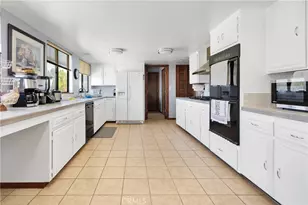 19678 Red Feather Rd, Apple Valley, CA 92307 - Photo 15