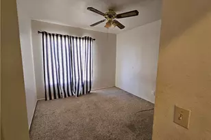 10966 Willow Ln, Adelanto, CA 92301 - Photo 9