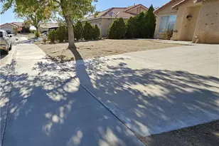 10966 Willow Ln, Adelanto, CA 92301 - Photo 23