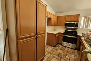 10966 Willow Ln, Adelanto, CA 92301 - Photo 13