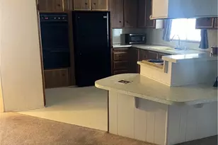 22601 Bear Valley Rd, Apple Valley, CA 92308 - Photo 17