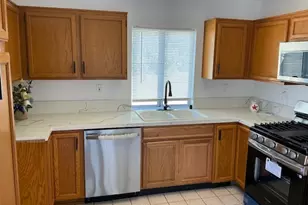 12873 Cobalt Rd, Victorville, CA 92392 - Photo 11