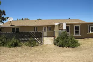 9121 4th St, Phelan, CA 92371 - Photo 7