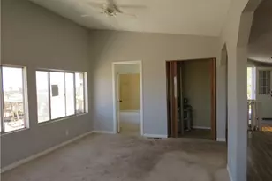 9121 4th St, Phelan, CA 92371 - Photo 17