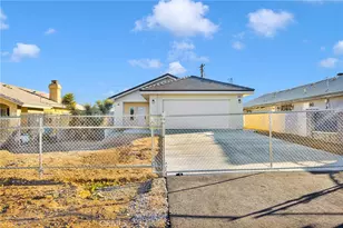 16443 Pine St, Hesperia, CA 92345 - Photo 1