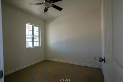 14290 Hesperia Road, Victorville, CA 92395 - Photo 27