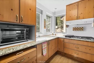 38512 North Shore Drive, Fawnskin, CA 92333 - Photo 21