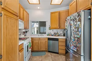 14993 Brown Ln, Victorville, CA 92394 - Photo 5