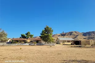 27177 Cahuilla Rd, Apple Valley, CA 92307 - Photo 1