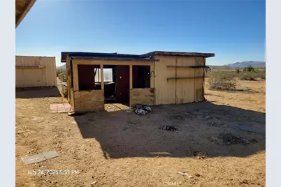 27177 Cahuilla Road, Apple Valley, CA 92307 - Photo 43