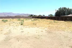 13933 Quinnault Rd, Apple Valley, CA 92307 - Photo 23