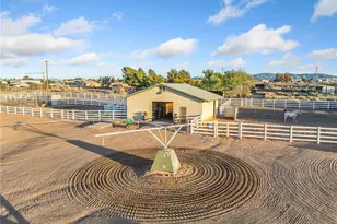 6370 Fremontia St, Hesperia, CA 92344 - Photo 9