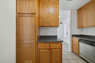 12867 Banyon Tree Ln, Victorville, CA 92392 - Photo 13