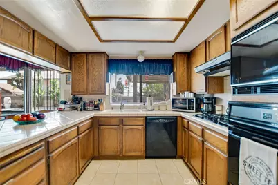 2855 Piedmont Drive, Highland, CA 92346 - Photo 13