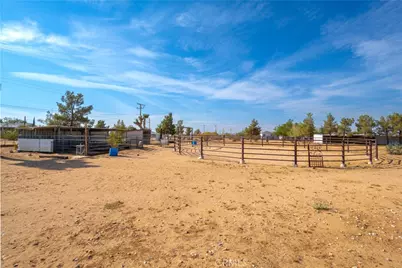14221 Tumbleweed Road, Phelan, CA 92371 - Photo 25