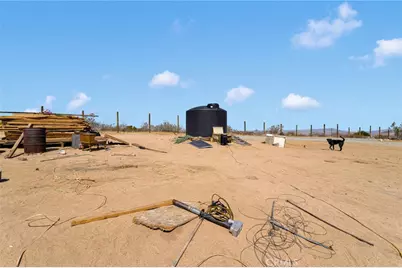 5924 Old Woman Springs Road, Johnson Valley, CA 92285 - Photo 17
