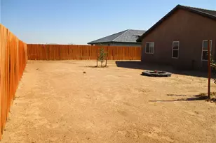 19301 Lasky St, California City, CA 93505 - Photo 29