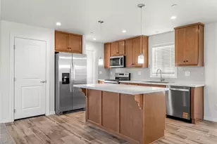 12526 Ponderosa Rd, Pinon Hills, CA 92372 - Photo 3