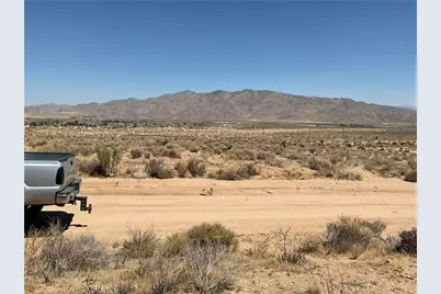 7 Ocotillo Way, Apple Valley, CA 92308 - Photo 9