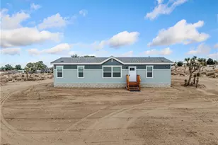 11473 Desert View Rd, Pinon Hills, CA 92372 - Photo 23