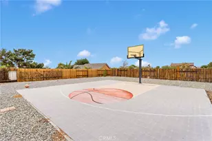 13262 Cuyamaca Rd, Apple Valley, CA 92308 - Photo 21