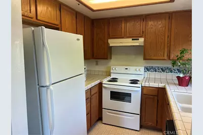 19163 Palo Verde Drive, Apple Valley, CA 92308 - Photo 11