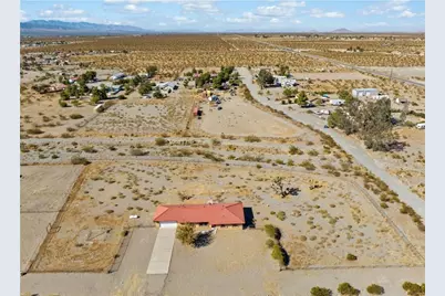 14022 Valle Vista Road, Phelan, CA 92371 - Photo 25