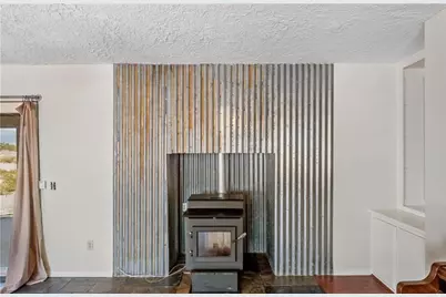 14022 Valle Vista Road, Phelan, CA 92371 - Photo 9