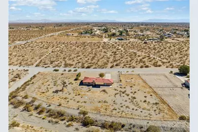 14022 Valle Vista Road, Phelan, CA 92371 - Photo 33