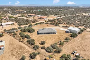 8482 Tumbleweed Rd, Phelan, CA 92371 - Photo 57