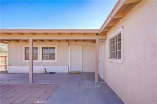 25587 Jade Rd, Barstow, CA 92311 - Photo 3
