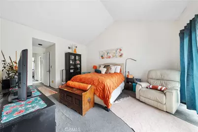 20651 Roscoe Boulevard #L, Winnetka, CA 91306 - Photo 17