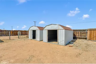 14499 Mirada Place, Apple Valley, CA 92307 - Photo 41