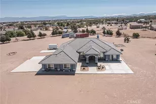 9735 Elsinore Rd, Oak Hills, CA 92344 - Photo 53