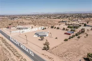 9735 Elsinore Rd, Oak Hills, CA 92344 - Photo 63