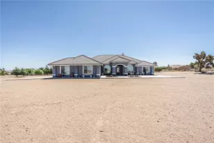 9735 Elsinore Rd, Oak Hills, CA 92344 - Photo 3