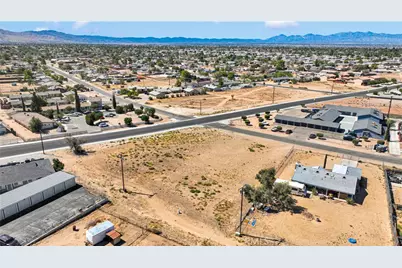 13581 Yakima Road, Apple Valley, CA 92307 - Photo 3