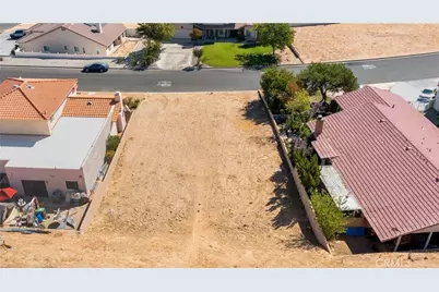 13570 Chinquapin Dr, Victorville, CA 92395 - Photo 5