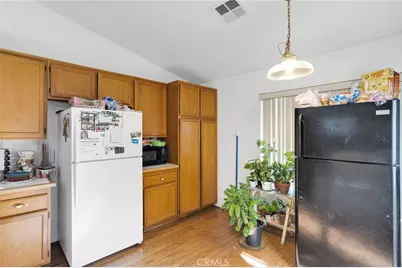 12591 Loma Verde Drive, Victorville, CA 92392 - Photo 13