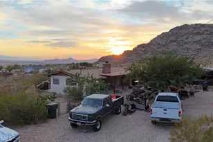 24660 Shoshone, Apple Valley, CA 92307 - Photo 3