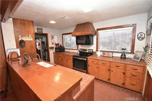 24660 Shoshone, Apple Valley, CA 92307 - Photo 5