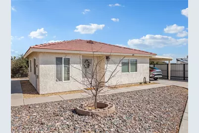 10660 Ranchero, Oak Hills, CA 92344 - Photo 47